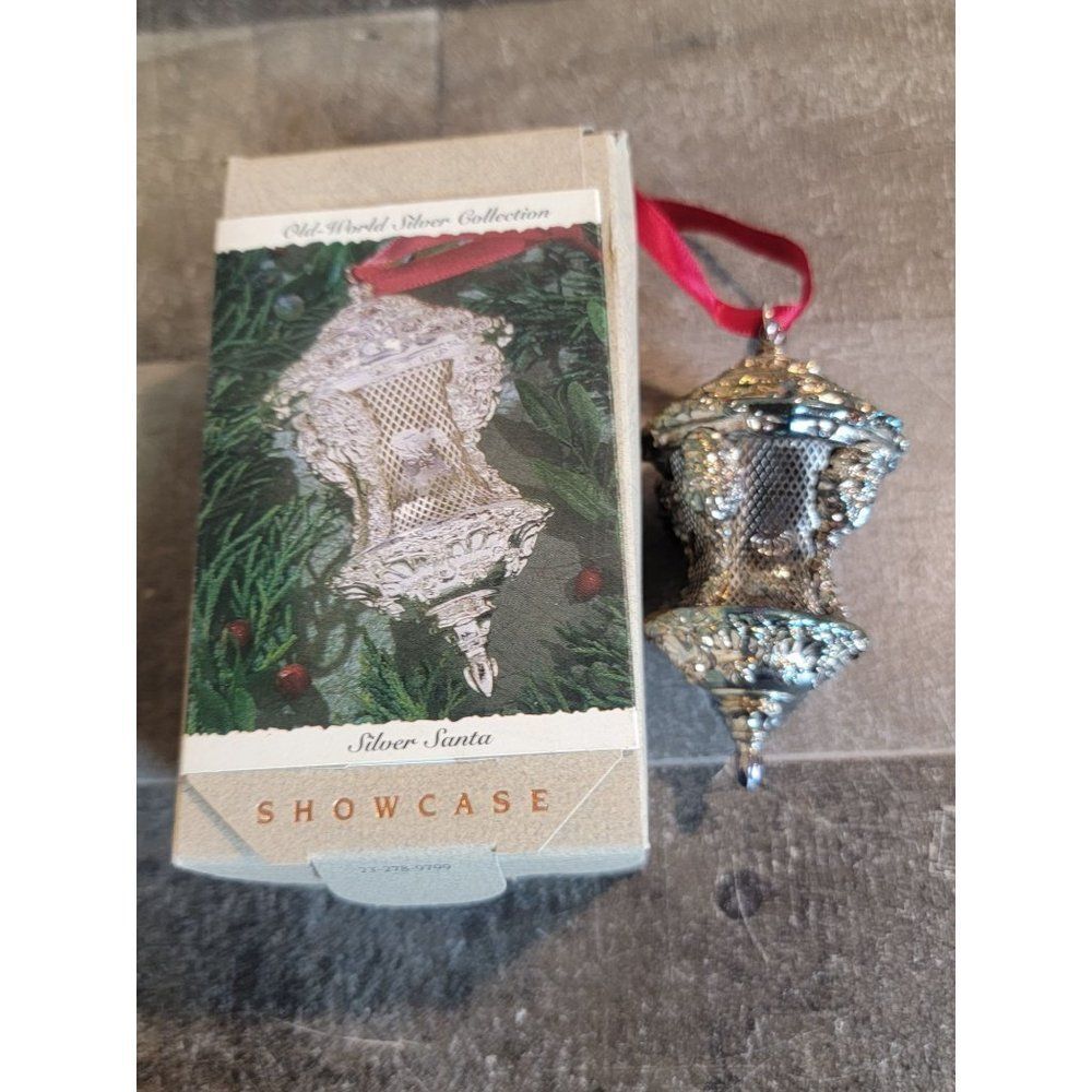 Hallmark 1993 silver Santa ornament Xmas decor‎